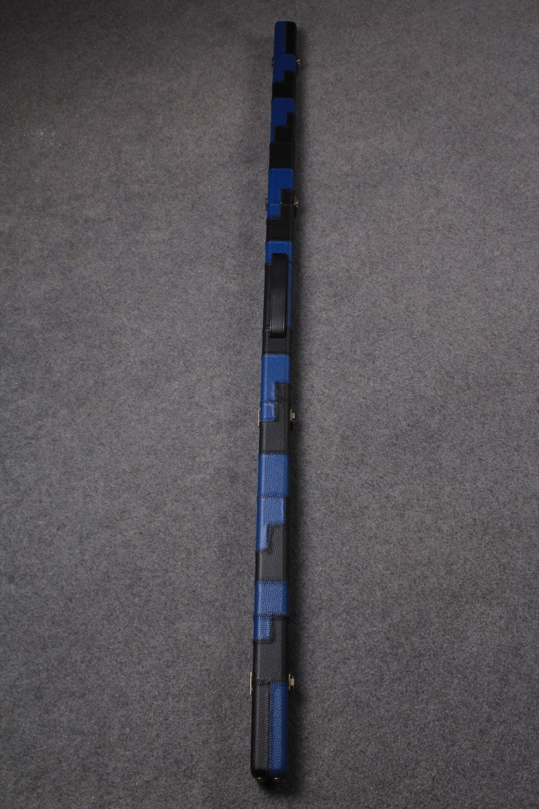 Slim Navy Black One-Piece Cue Case with Stud Ends - Image 2
