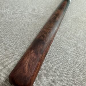 One-Piece Black Ebony Snooker Cue - 10.2mm Tip 17.4oz