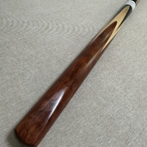One-Piece Black Ebony Snooker Cue - 10.4mm Tip 17.9oz